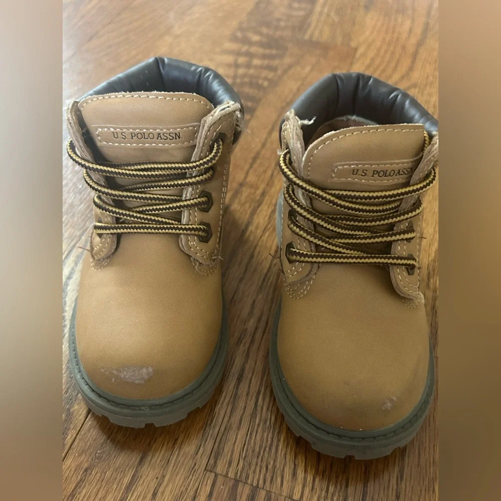 U.S. Polo Assn. Tan Work Boots Toddler Boys Lace Up Lug Sole Hiking Boots 7M